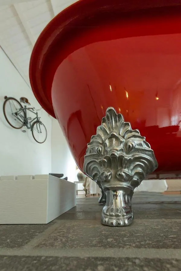 Cagliari Marina Harbour Guest House & Lounge